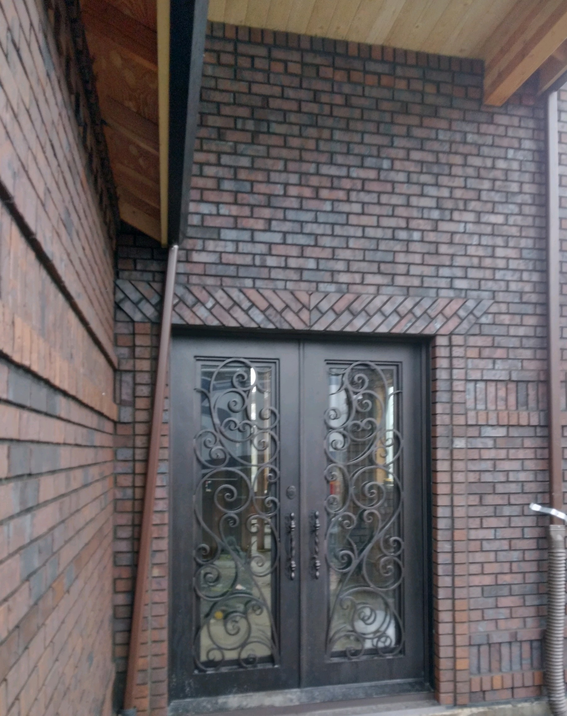 solstice brick detail close